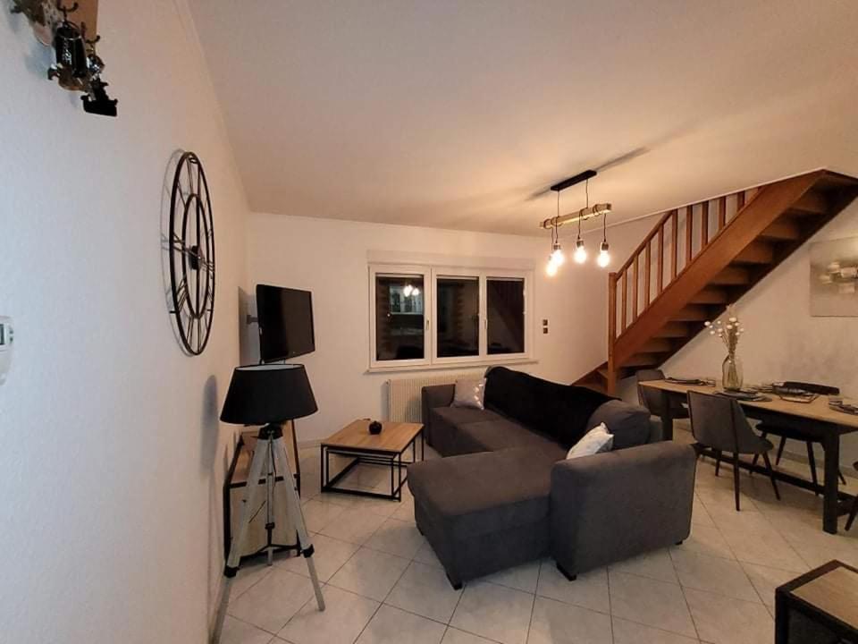 Appartement Cosy Style Industriel Bourges Bagian luar foto
